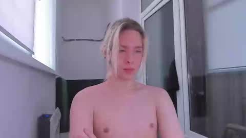 Snapshot of matt_spark chatting on March 5, 3:51 am Matt online show from March 5, 3:51 am