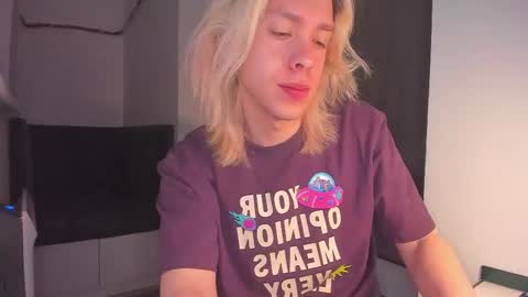 Snapshot of matt_spark chatting on March 6, 1:16 am Matt online show from March 6, 1:16 am