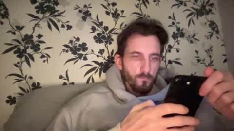 Snapshot of mattcarta chatting on February 1, 6:40 pm mattcarta online show from February 1, 6:40 pm