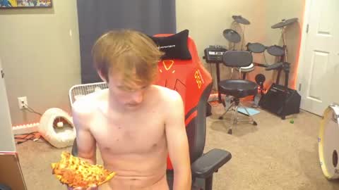 Snapshot of mattcashxxx chatting on May 27, 1:57 am Matt Cash online show from May 27, 1:57 am