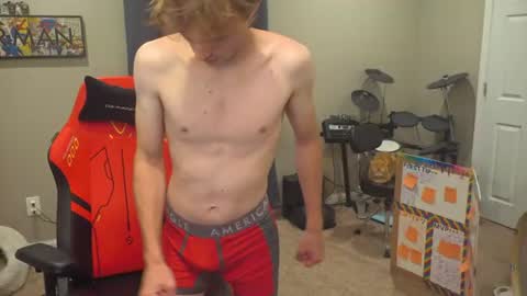 Snapshot of mattcashxxx chatting on June 12, 1:15 am Matt Cash online show from June 12, 1:15 am