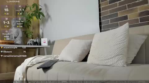 Snapshot of mattclawjean chatting on February 25, 12:36 am mattaclawjean online show from February 25, 12:36 am