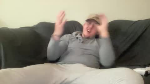 MattDawg13 online show from February 1, 5:17 am