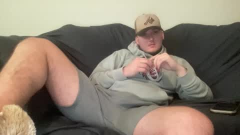 MattDawg13 online show from February 2, 2:21 am