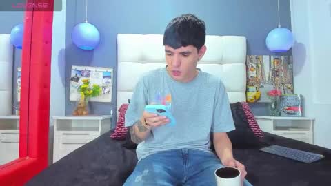 ---Matteo--- online show from October 28, 2:59 am