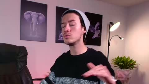 Matteo simpson online show from February 17, 6:37 pm