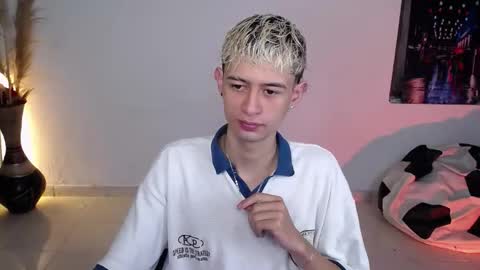 mattias     online show from November 30, 5:50 pm