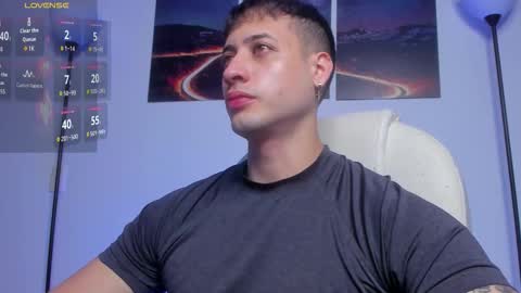 mattsaill_ online show from November 11, 10:48 am