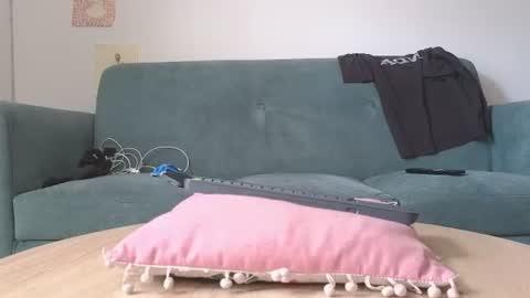Snapshot of mattxfeet chatting on June 17, 5:36 pm Matt online show from June 17, 5:36 pm