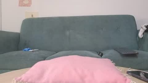Snapshot of mattxfeet chatting on June 19, 10:13 pm Matt online show from June 19, 10:13 pm