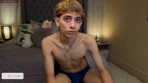 matty_spark online show from November 18, 1:59 pm