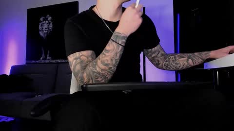 Matt online show from November 10, 9:14 pm