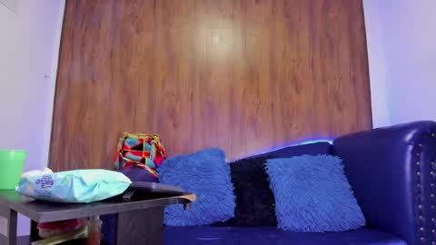 Snapshot of mature_beautiful chatting on January 25, 12:37 pm Lucy online show from January 25, 12:37 pm