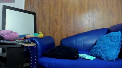 Snapshot of mature_beautiful chatting on February 14, 12:14 pm Lucy online show from February 14, 12:14 pm