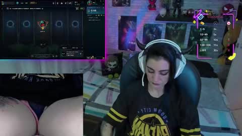 Snapshot of mature_gamer chatting on January 15, 3:16 pm Nath online show from January 15, 3:16 pm