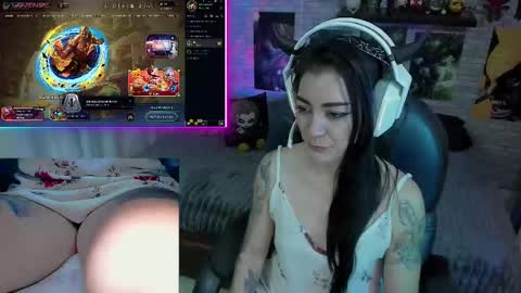 Snapshot of mature_gamer chatting on February 10, 2:43 pm Nath online show from February 10, 2:43 pm