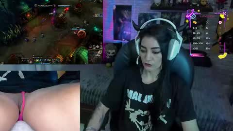 Snapshot of mature_gamer chatting on February 11, 2:55 pm Nath online show from February 11, 2:55 pm