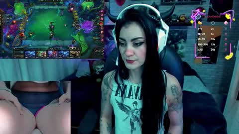 Snapshot of mature_gamer chatting on March 14, 9:09 pm Nath online show from March 14, 9:09 pm