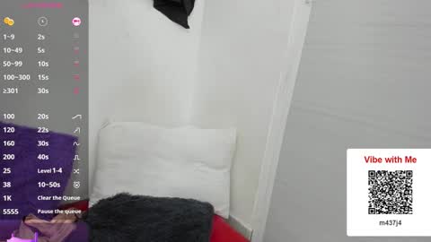 danna mature online show from March 2, 12:12 pm