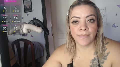 Snapshot of mature_liaa chatting on January 29, 12:56 pm Mature liaa online show from January 29, 12:56 pm