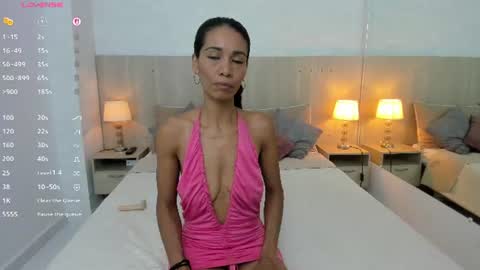 Vayolet Castro online show from June 28, 11:27 am
