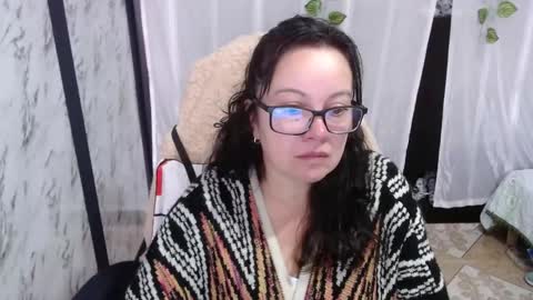 Snapshot of mature_wolf chatting on March 8, 2:19 pm Sonia online show from March 8, 2:19 pm