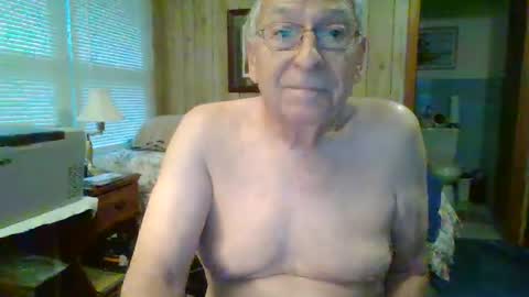 Snapshot of maturecouple1954 chatting on December 26, 1:32 pm SXECPL55 at G mail Dot Com online show from December 26, 1:32 pm
