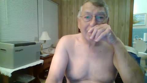 Snapshot of maturecouple1954 chatting on December 30, 12:09 pm SXECPL55 at G mail Dot Com online show from December 30, 12:09 pm