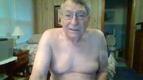 Snapshot of maturecouple1954 chatting on January 23, 1:02 pm SXECPL55 at G mail Dot Com online show from January 23, 1:02 pm