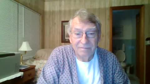 Snapshot of maturecouple1954 chatting on February 2, 8:02 am SXECPL55 at G mail Dot Com online show from February 2, 8:02 am