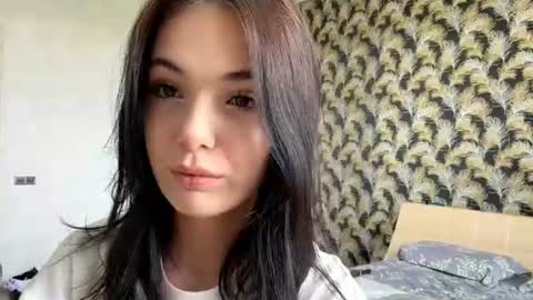 Snapshot of maudieyuan chatting on June 29, 5:03 am Lina online show from June 29, 5:03 am