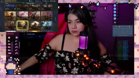 Snapshot of maudlinbrat chatting on May 9, 2:50 am maudLin online show from May 9, 2:50 am