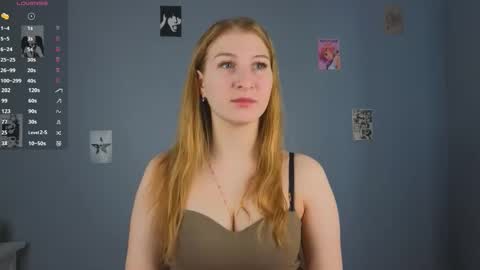 maureencoombs online show from October 12, 4:22 am