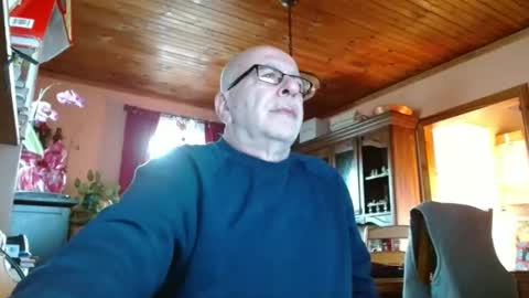 Snapshot of mauriceandre chatting on January 17, 9:06 pm Maurice online show from January 17, 9:06 pm