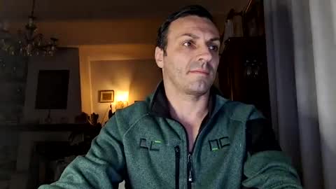 Marcellobausola  s k i -p e online show from March 4, 9:32 pm