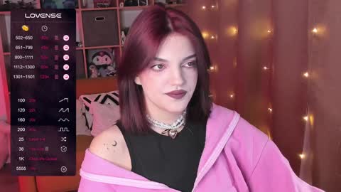 Mavis online show from December 13, 9:52 pm