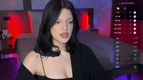 Mavis online show from January 10, 10:36 pm