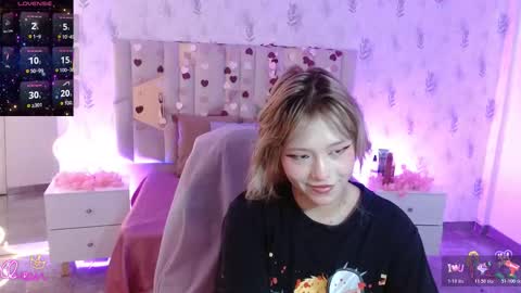 Snapshot of mavis_tay chatting on February 20, 11:54 am Mavis online show from February 20, 11:54 am