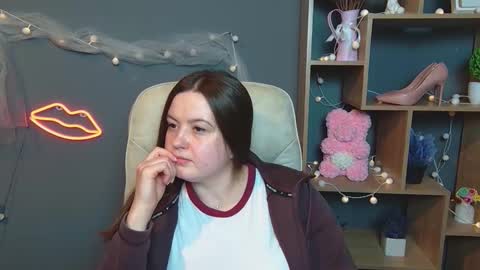 MavkaCute online show from September 10, 6:19 pm