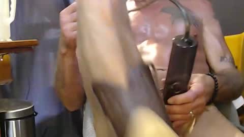 Mavrixpage online show from April 15, 10:54 pm