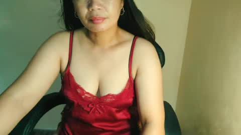 Snapshot of mawi24 chatting on June 20, 12:30 pm Mau online show from June 20, 12:30 pm