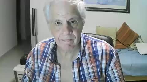 max_2017 online show from December 13, 12:31 am