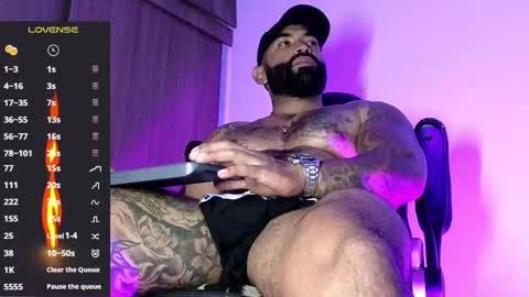 max__prada online show from November 25, 2:44 am