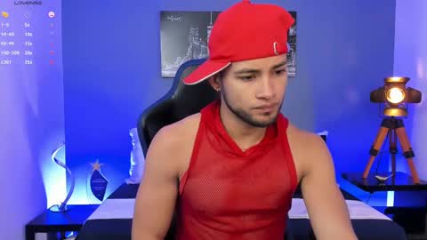 Max Conor online show from October 7, 2:03 pm