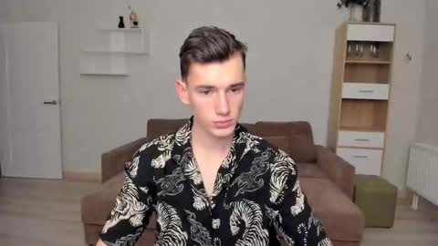 Snapshot of max_foks_ chatting on February 15, 4:58 pm max_foks_ online show from February 15, 4:58 pm