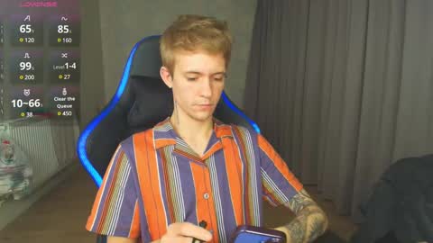 Max Gen with tats 24years  And Ethan without tats 20 years online show from December 23, 8:47 pm