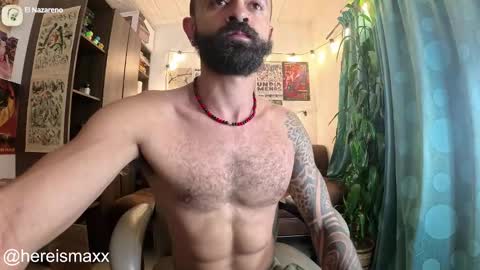Max Follow me IGX hereismaxx online show from October 14, 9:54 am