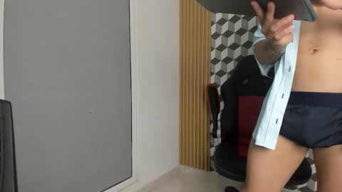 max_jowel online show from November 26, 11:28 pm