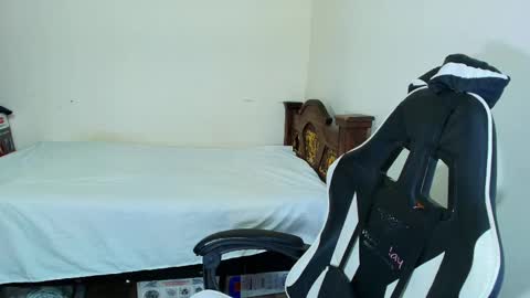 max_love25 online show from October 26, 6:14 pm