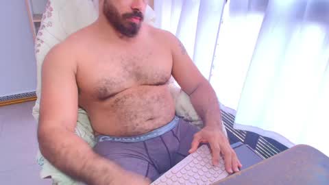 max_love25 online show from April 8, 7:36 pm